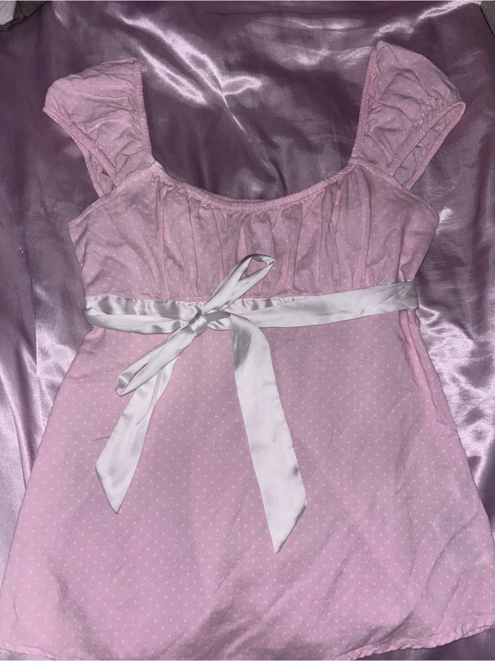 Hollister Light Pink Polka Dot Short Sleeve Tie-Waist Top